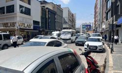 Caddeleri açık otoparka döndü