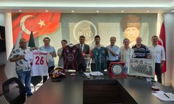 ERİAD Veteran takımına destek