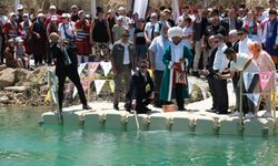 Sivrihisar’da festival Göle Maya Çalma geleneğiyle başladı
