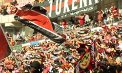 Eskişehirspor taraftarına kombine ve forma çağrısı...
