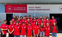 Yüzücülerden çifte başarı