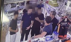 Kaza bıçaklı kavgaya dönüştü! O anlar kamerada