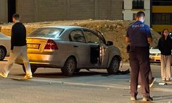 3 araçlı zincirleme kaza: 1 ağır yaralı