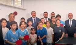 TÜGVA Eskişehir Yaz Okulu'na Vali Yılmaz'dan anlamlı ziyaret