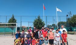 Geleceğe sporla dokunuyorlar