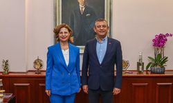Ayşe Ünlüce’den YENİ Parti kararı: Gözler açıklamada!