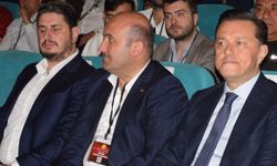 Ben bunlara karışmayayım, uyuyor gibi yapayım…