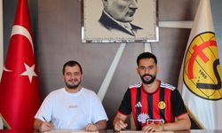 Es-Es'in beklenen golcüsü imzayı attı