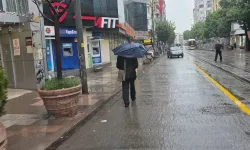 Eskişehir’de beklenen yağmur başladı