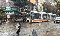 Eskişehir’de sağanakla birlikte sonbahar havası