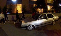Araç içindeki şahsa saldırı
