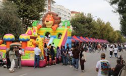 Arabasız Pazar'da bulvarlar yayaların oldu