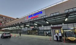 Haber alınamayan çift evlerinde baygın bulundu