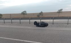 Motosiklet devrildi: 1 yaralı
