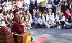 Tiyatrodan caza, Adalar’da festival şöleni