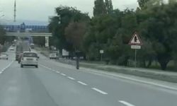 Eskişehir’de scooter sürücüsünden tehlikeli hareketler