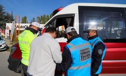 Minibüslere denetim! Tek tek kontrol edildi