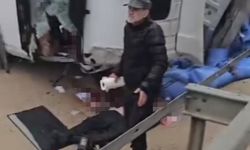 Tır kazasında ağır yaralandı