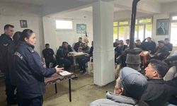 Jandarmadan silah ruhsatı bulunan vatandaşları bilgilendirdi