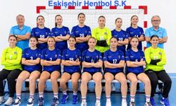 Eskişehir Hentbol Polatlı karşısında...