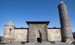 716 yıldır ayakta! Erzurum’un görkemli tarihi mirası
