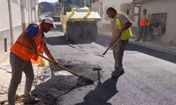Yeni Mahalle'nin yolları yenileniyor