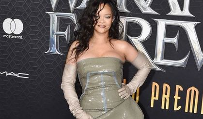 Ünlü şarkıcının evine silahlı saldırı!