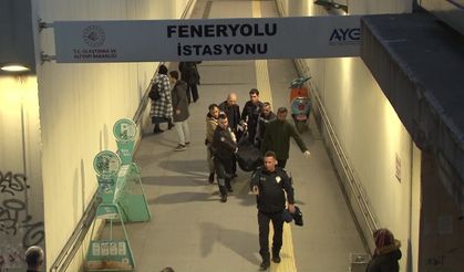 Marmaray'da bir kişi raylara atlayarak intihar etti