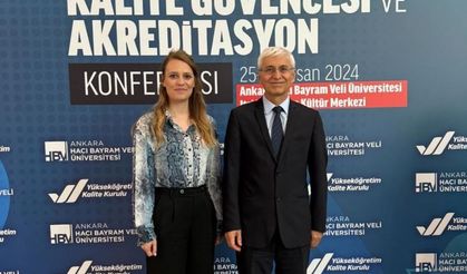 Rektör Özcan uluslararası konferansa katıldı