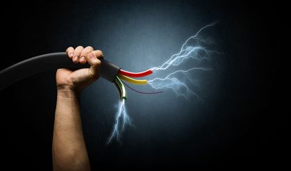 Elektrik şakaya gelmez...