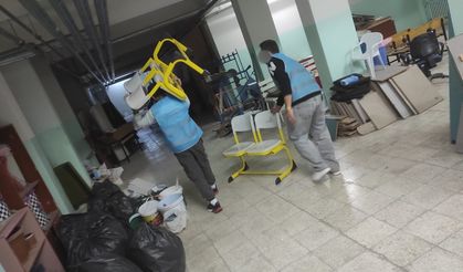 Yükümlüler 6 okul temizledi