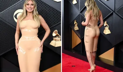 Grammy'de cesur elbisesiyle damga vurdu