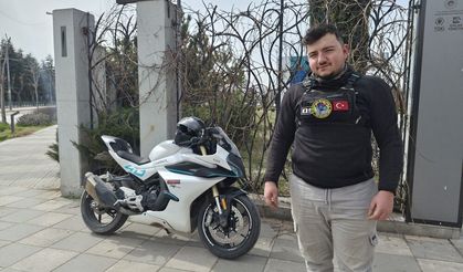 Kurye ile polis arasında komik ceza diyaloğu