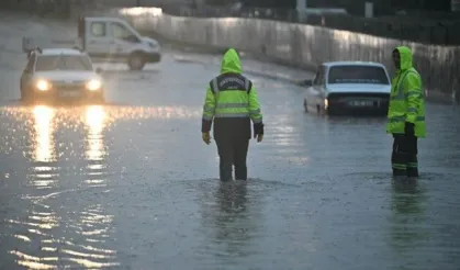 Meteoroloji uyardı! O illere sağanak ve sel tehlikesi