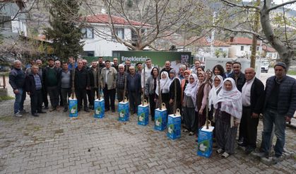 Eskişehir'de üreticiye 600 dut fidanı!