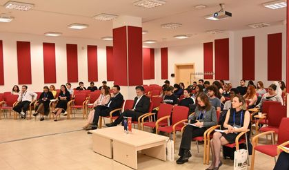Anadolu Üniversitesi'nde Türkiye-AB ilişkileri ve medya temsilleri masaya yatırıldı