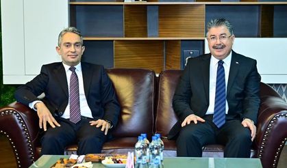 Eskişehir Valisi Dr. Erdinç Yılmaz, görevine yeni atanan Başsavcı Ferhat Deniz'i ziyaret etti