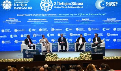 Dijital dönüşüm ve eğitim masaya yatırıldı
