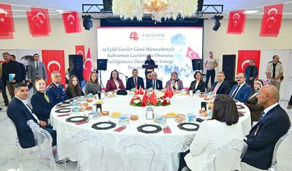 Gaziler onuruna yemek programı