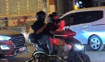 Motosiklette tehlikeli yolculuk!