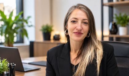 DİSK Bölge Temsilcisi Zeynep Kaya , çalışanların geçim sıkıntısına dikkat çekti