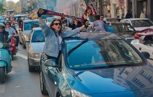 Eskişehir'de şampiyonluk sonrası coşkulu kutlama
