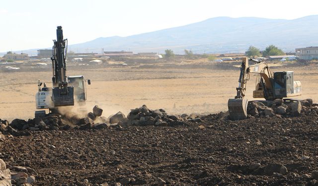 O ilde 10 milyar TL'lik kazılar başladı