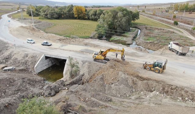 Eskişehir'in ilçesindeki o köprü yenileniyor