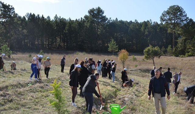 Kütahya'da fidan dikme etkinliği düzenlendi