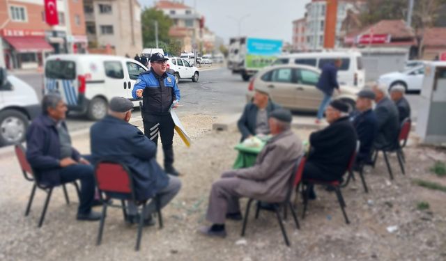 Dolandırıcıların hedefi oluyorlardı! Polis bilgilendirdi