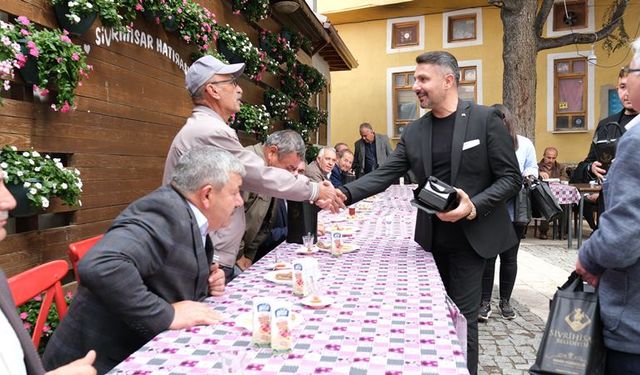 Başkan Yüzügüllü muhtarlarla buluştu