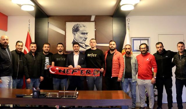 Eskişehirspor'a destek: 100 adet kombine aldılar