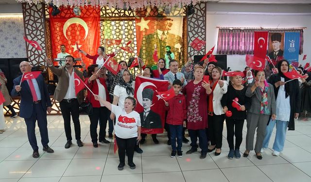 'Eskişehir Cumhuriyet kentidir'