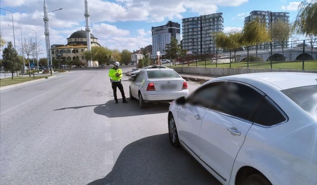 Afyonkarahisar'da trafik denetimi: 95 sürücü!